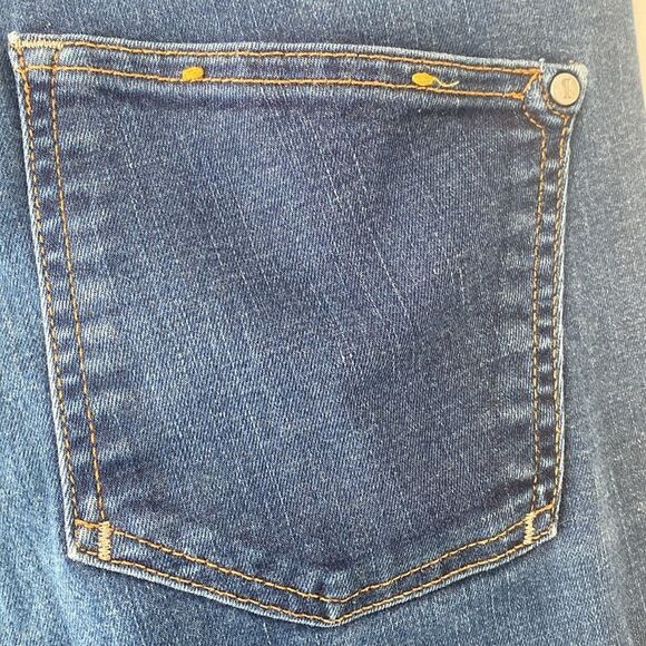 Anthropologie Pilcro and Letters Low-Rise Washed Blue Jeans Good Condition - Picture 4 of 16